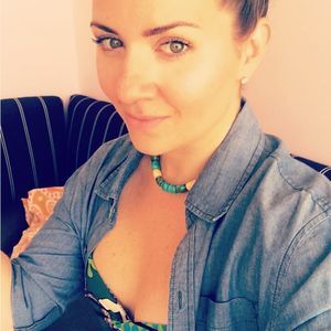 Meet your Posher, Ana